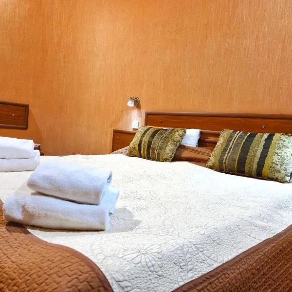 Hotel Pavo, hotel in Tbilisi City