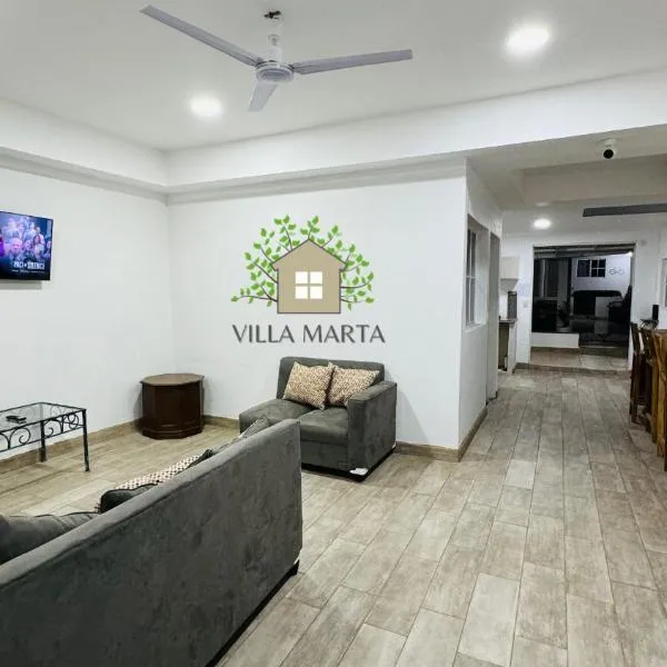 Hostal Villa Marta, hotel in Candelaria de La Frontera