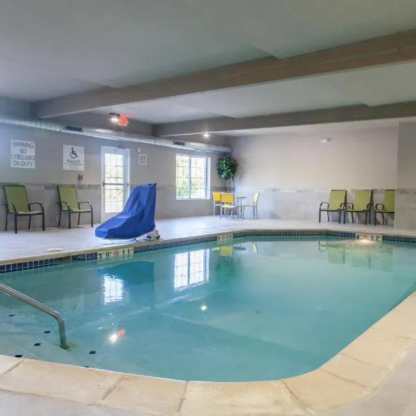 Holiday Inn Express Jackson by IHG, khách sạn ở Jackson