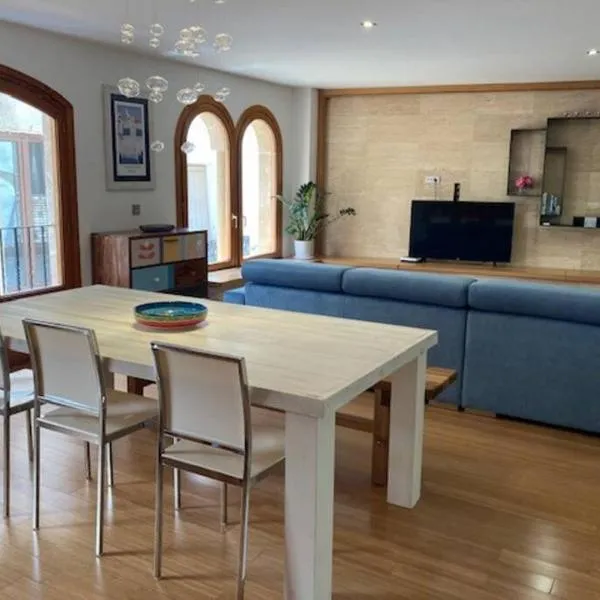 Luxury large flat in Old Town Javea / VT-504286 A, hotel a Jávea