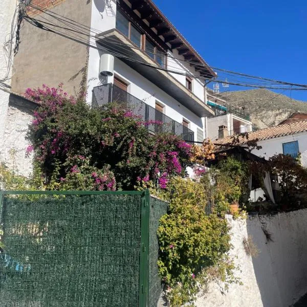 피노스 헤닐에 위치한 호텔 Río Genil