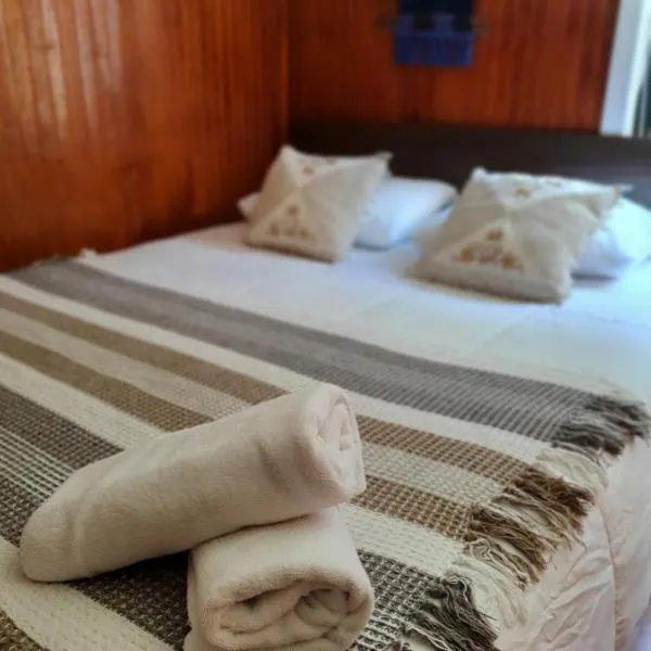 Hostal El Baltico, hotel u gradu 'Castro'