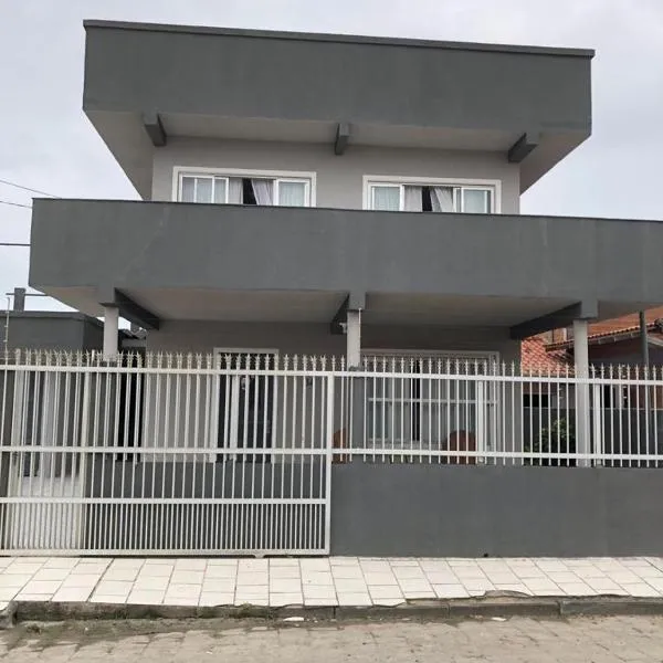 Residencial BemFeliz - 50 METROS DA PRAIA!!!, hotel em Navegantes