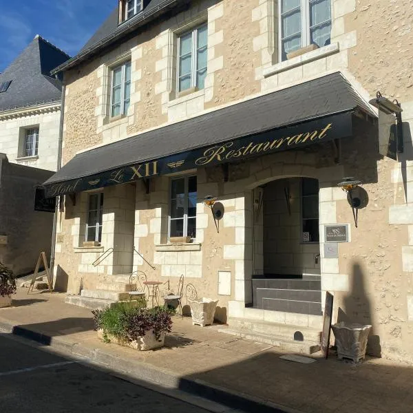 Hôtel-Restaurant-Chambre Insolite Spa - Le XII de Luynes – hotel w mieście Luynes