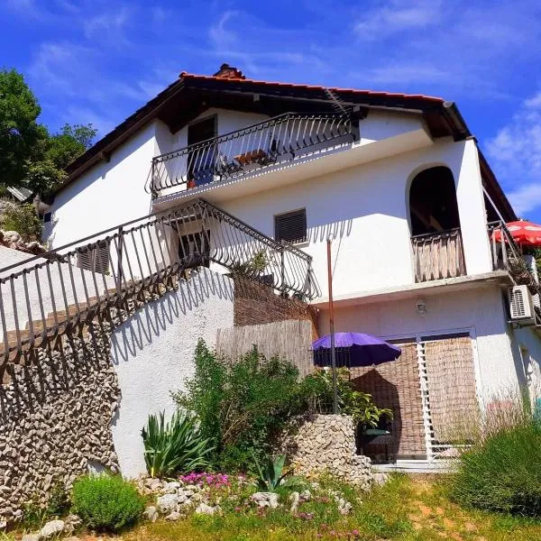 Apartments with parking space Bunica, Senj - 22142, ξενοδοχείο σε Senj