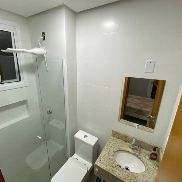 Ótimo apto a 50m da areia churrasq 2Q 2 banheiros 302 - Foto 3