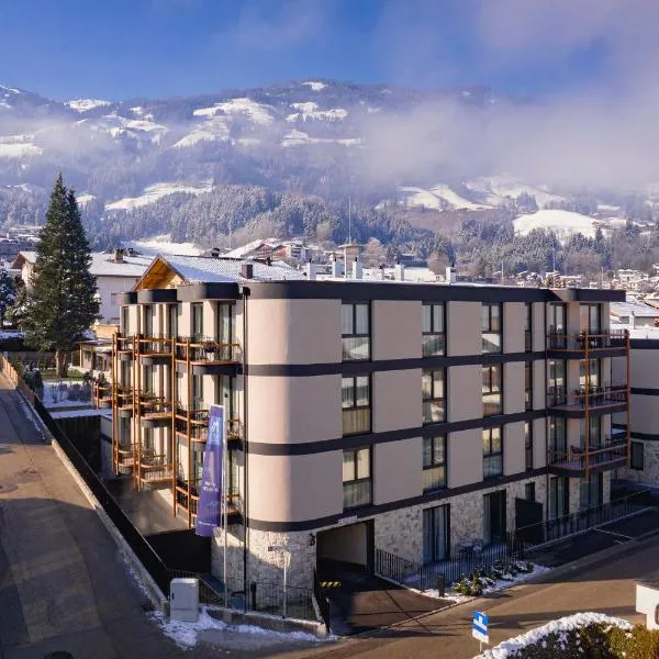 퓌겐에 위치한 호텔 Zillertal Suites Fügen by ALPS RESORTS
