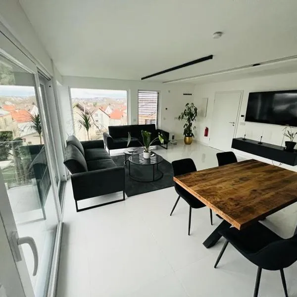 Moderne Wohnung nahe Museum, hotel v destinaci Sinsheim