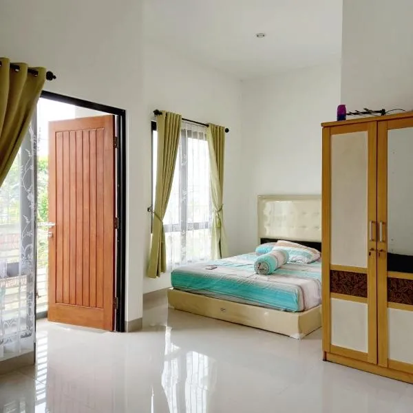 Imah Safina, Cozy Private Home Syariah in Padalarang Bandung, hotel a Padalarang
