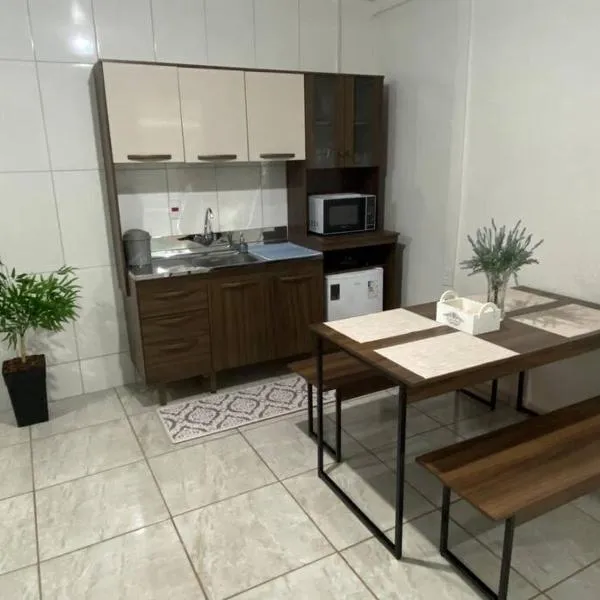 Casa Uni residencial 03, hotel in Coronel Vivida