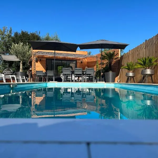 Bois Mort farm, hotel in Gourgé