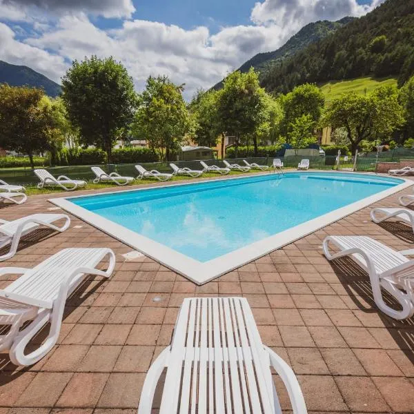 Camping Casavecchia - Empty Pitch, hotel v destinaci Ledro