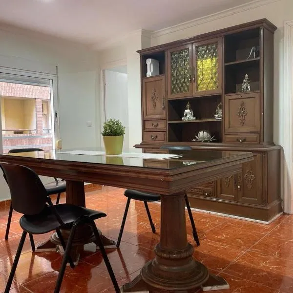 GERMANIES HOME y Garaje , Algemesí Home, ξενοδοχείο σε Algemesí