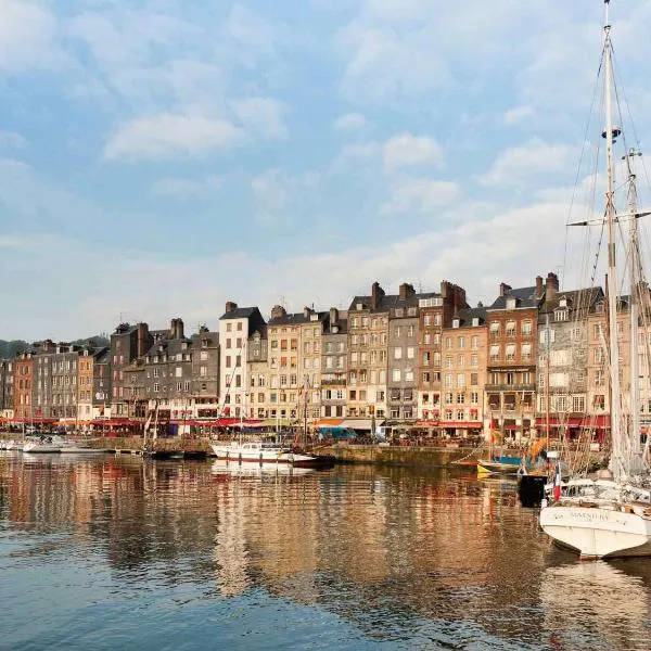 ibis Honfleur, готель у місті Quetteville