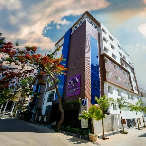 Zip By Spree Hotels PurpleOrchid Whitefield, hotel in Mālūr