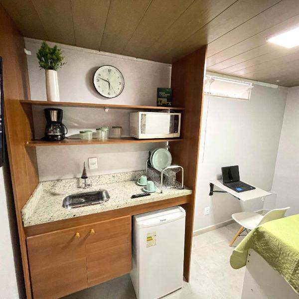 STUDIO aconchego, com Ar, Wifi, Smartv e Cozinha - Foto 4