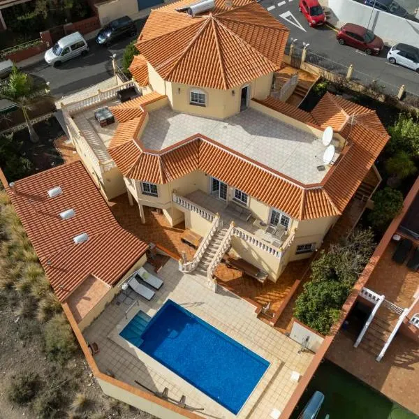 Chalet Luxury, hotel v destinaci Candelaria