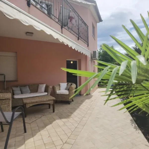 Apartments Danijela, ξενοδοχείο σε Medulin