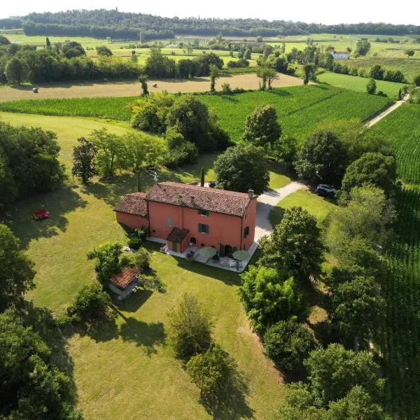 Le Mansarine Charme B&B, hotel in Castellaro