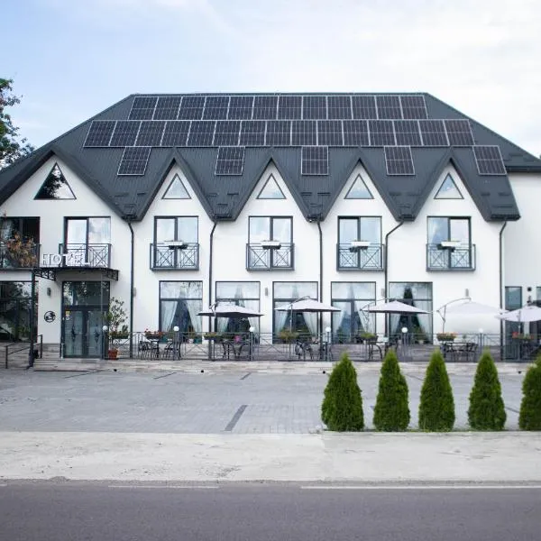 Готельно-ресторанний комплекс Фамілія, hotel v destinaci Bushtyno