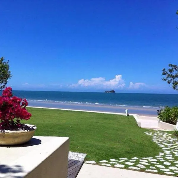 The Chelona by Mayuree, hotel v destinaci Khao Tao