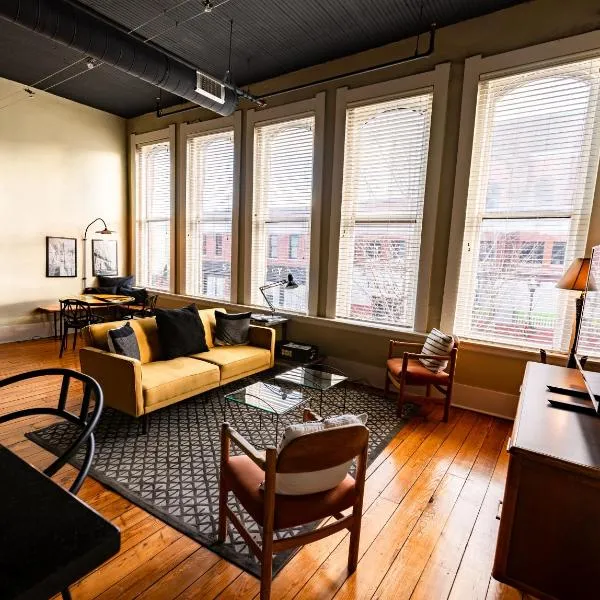 The C-Street Archive, hotel in Springfield