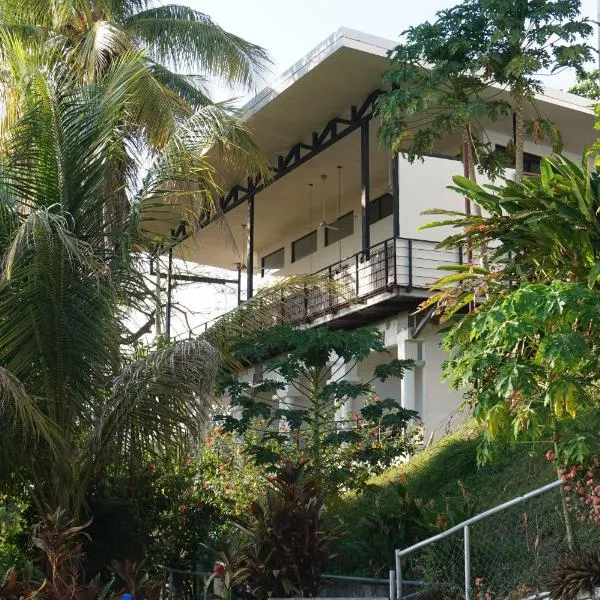 noemi apartments samara beach A-2, hotel v destinaci Sámara
