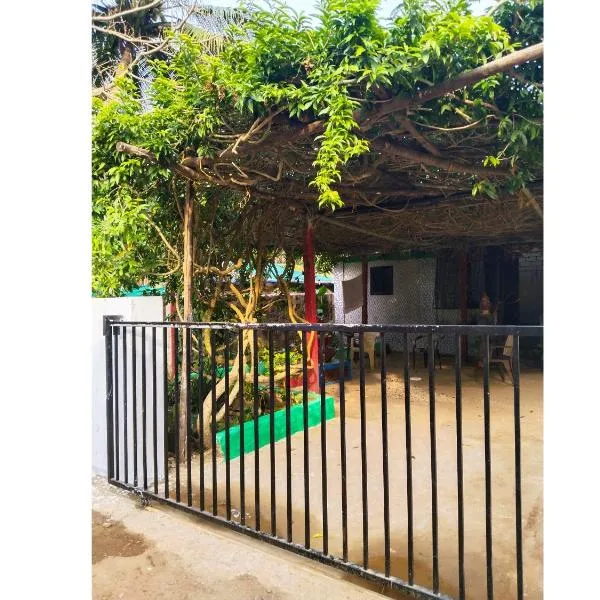 Cockerel Traditional Goan 2BHK Entire Home, hotell i Canacona