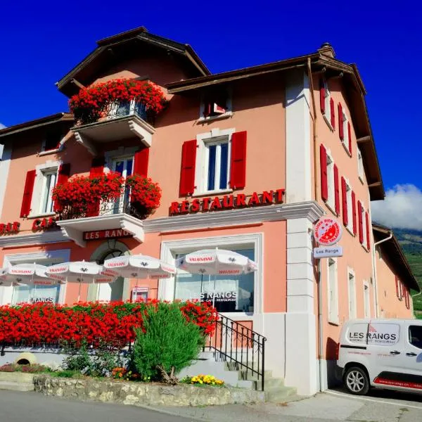 Auberge Les Rangs, hotel in Salins