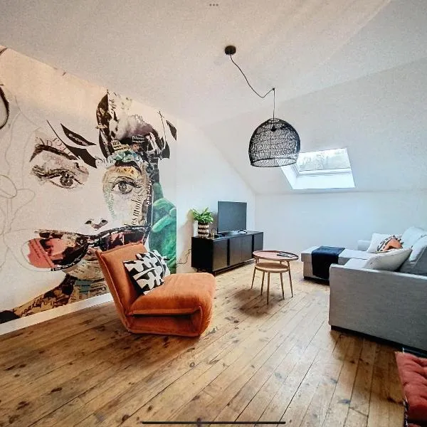 La Casa Polo, hotel v destinaci Bourgoin