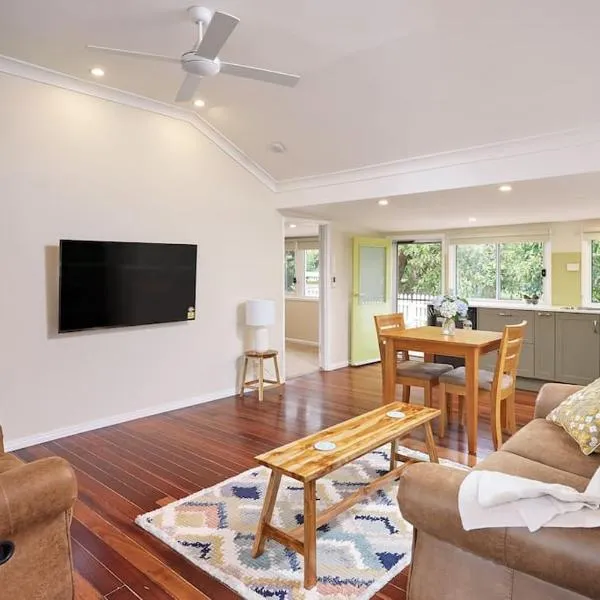 Moonya Avocado Farm Cottage - with early check-in, hotel v destinaci Mount Tamborine