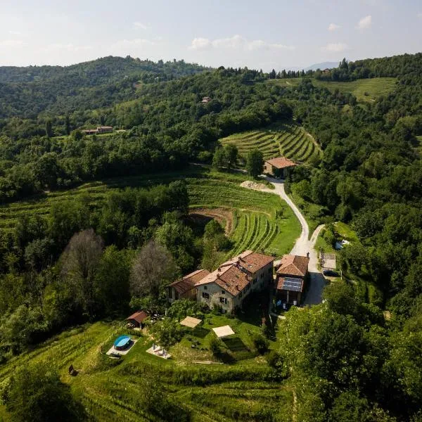 Agriturismo La Costa - Casa Vacanze, hotel v destinaci Perego
