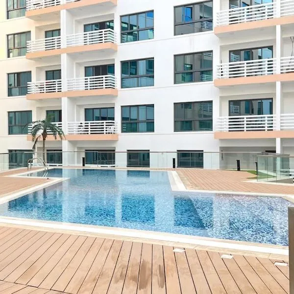 1BHK Near Airport, Pool, Parking, hotel v destinaci Muscat