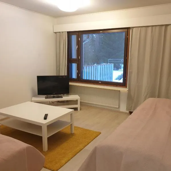 Saunallinen rivitalohuoneisto A2 50m2, hotel in Säviä