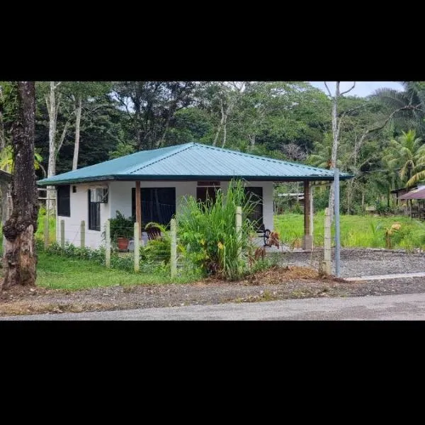 Teto's house, hotel in Puerto Jiménez