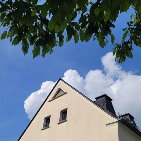 FeWo Weitblick in Höhenlage von Greiz, hótel í Greiz