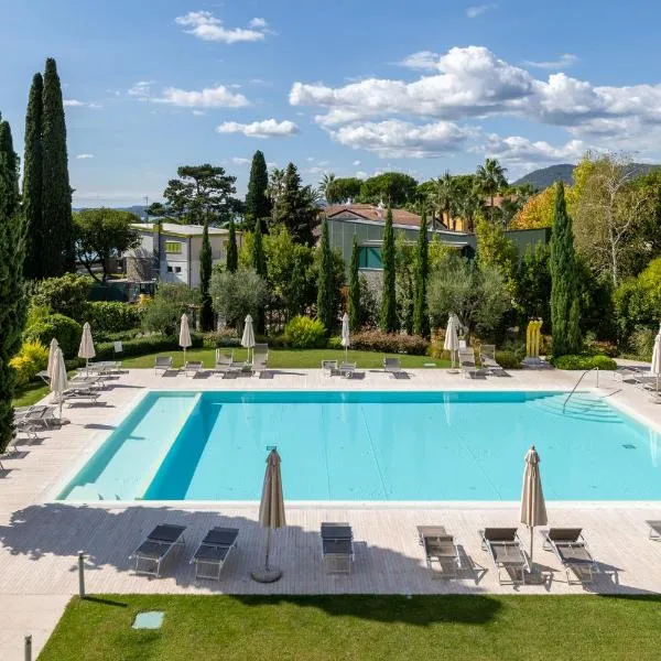 Corte Fasanella 25 - Gardagate, hotel v destinaci Toscolano Maderno