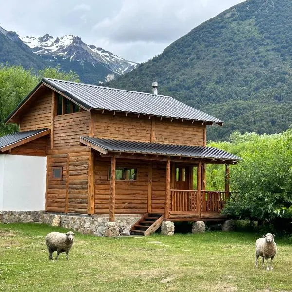 Rio Manso cabaña km 18، فندق في Río Villegas
