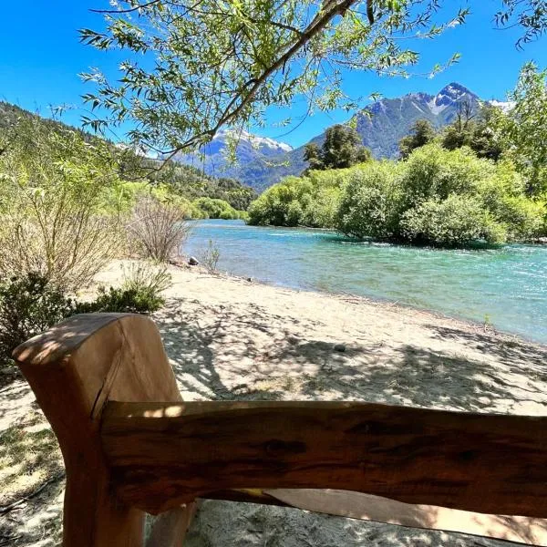 Rio Manso cabaña km 18, hotel v mestu Río Villegas