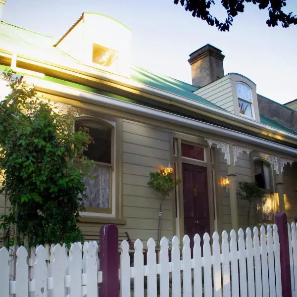 Ellie's Place on City Park, hotel in Launceston