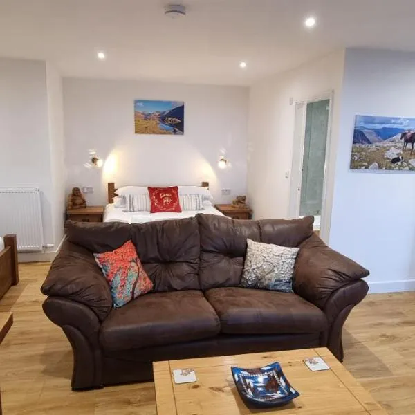 Wastwater Cottage on The Big "W" Ranch, hotel in Seascale