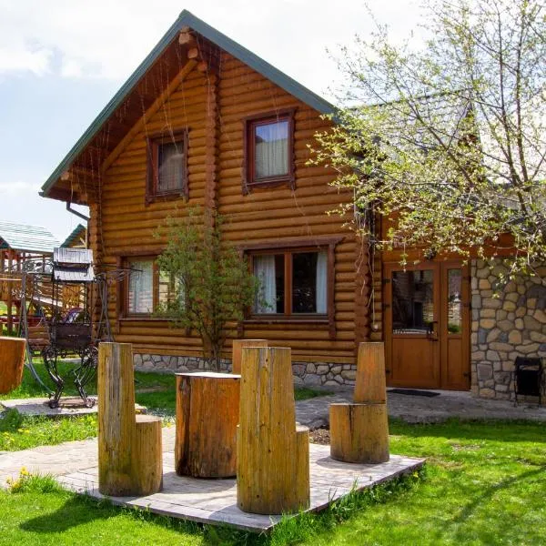 Садиба У Василини та Романа, hotel v destinaci Bukovel