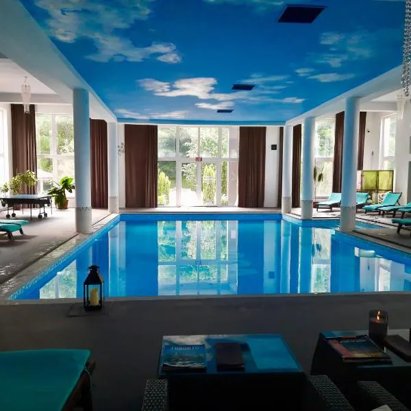 Vila Roca Hotel and SPA, hotel v destinaci Valea Draganului