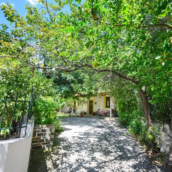 Small Villa Gerani, hotel in Áyios Yeóryios