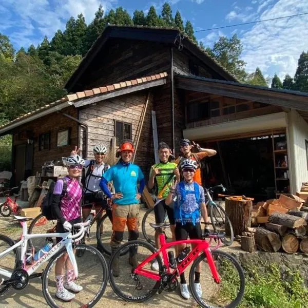 ゲストハウスMizu no Oto, hotel v destinaci Bessho
