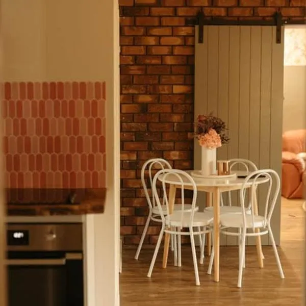 The Karri Hideaway- Sauna and Spa!, hotel a Pemberton
