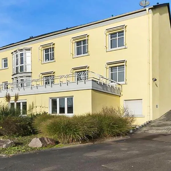 CityChalet Business Apartments - Workers welcome! - Free Parking - Fast WIFI - Smart TV - WM, hotell i Saarbrücken