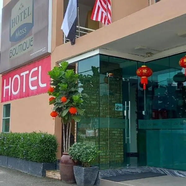 Mass Boutique Hotel, hotel in Kampong Woh