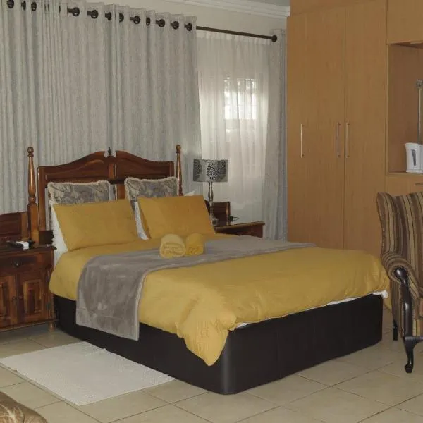 @Home Guest House, hotel v destinaci Rustenburg