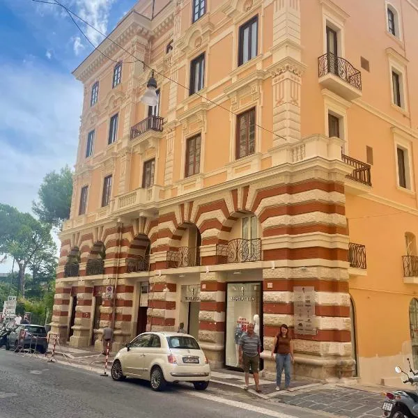 Luxury apartment Vitruvio, hotel in Formia